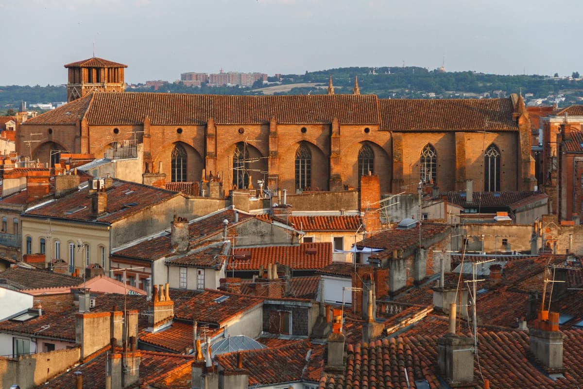 Portage Salarial à Toulouse : Guide Complet pour Freelances et Consultants en 2026